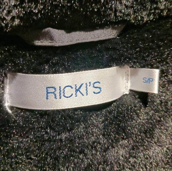 New Black Long Puffer Coat w. Fur Hood - Picture 13 of 14